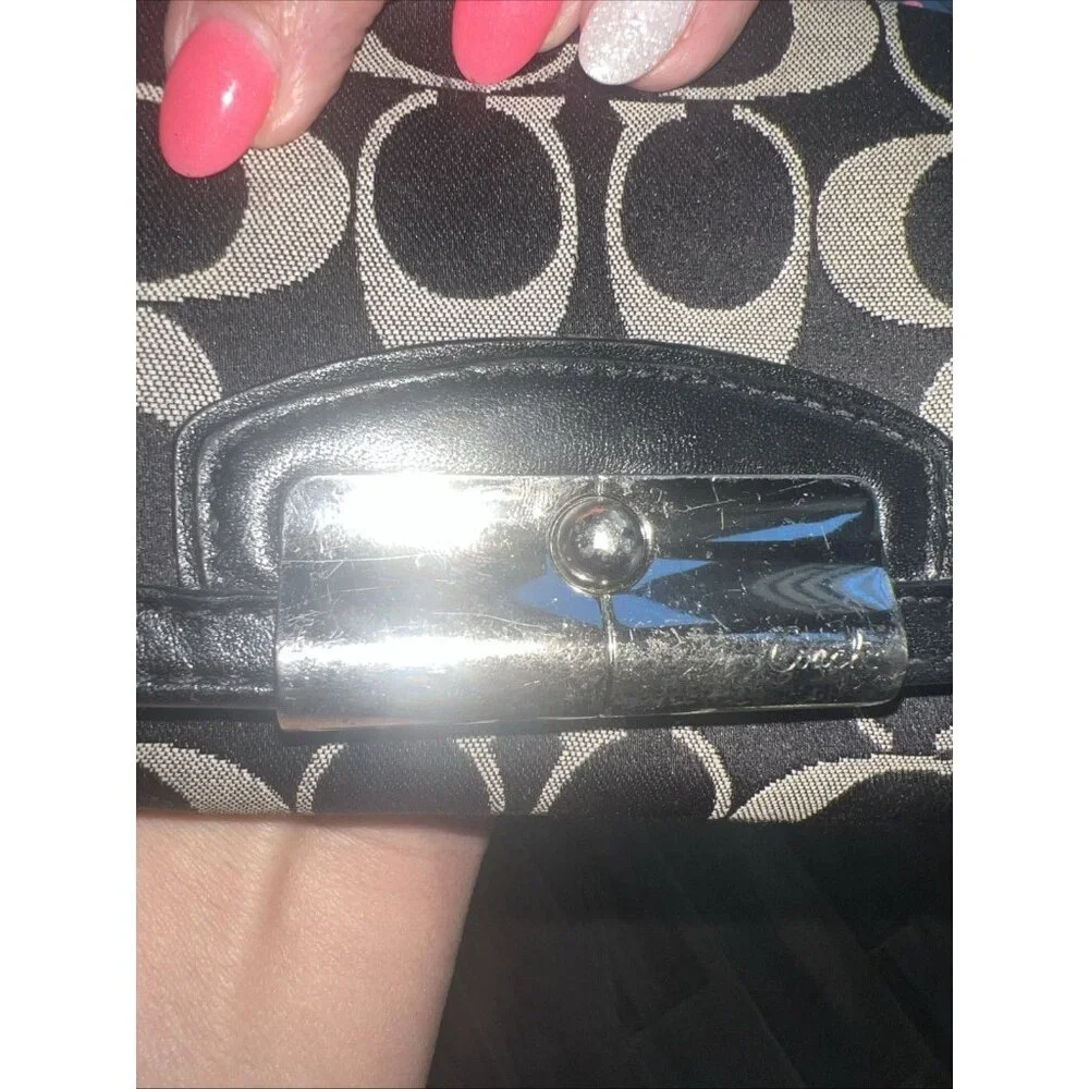 Coach Signature Long Black And Gray Wallet